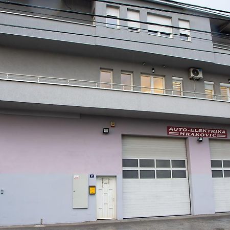 Jana Apartmani Bělehrad Exteriér fotografie